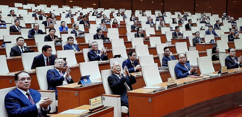 Các đồng chí lãnh đạo Đảng, Nhà nước, nguyên lãnh đạo Đảng, Nhà nước dự khai mạc kỳ họp thứ 10 Quốc hội khóa XIV. Các đồng chí lãnh đạo Đảng, Nhà nước, nguyên lãnh đạo Đảng, Nhà nước dự khai mạc kỳ họp thứ 10 Quốc hội khóa XIV.
