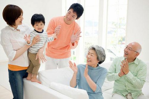 Sống chung mới có hiếu với bố mẹ chồng? - ảnh 1