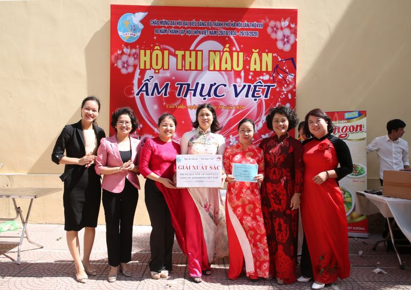 và giải Xuất sắc Hội thi nấu ăn Ẩm thực Việt và giải Xuất sắc Hội thi nấu ăn Ẩm thực Việt