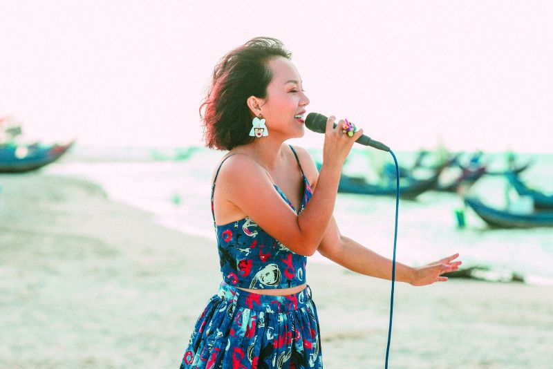 Thái Thùy Linh - “nàng du ca” say mê tình yêu đất nước, con người Việt Nam - ảnh 1