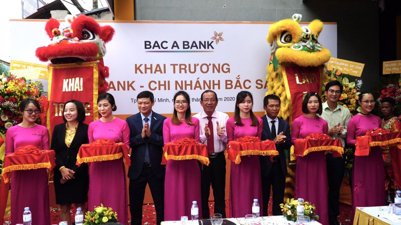 Nghi lễ cắt băng khai trương BAC A BANK Chi nhánh Bắc Sài Gòn Nghi lễ cắt băng khai trương BAC A BANK Chi nhánh Bắc Sài Gòn