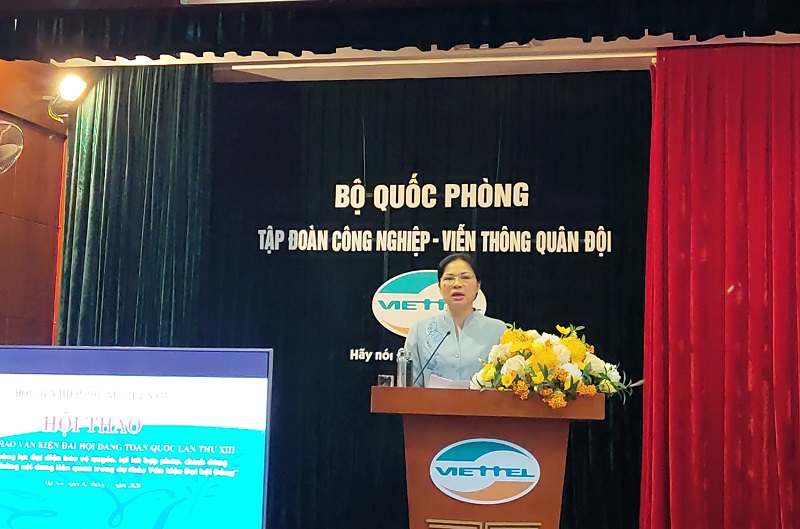 Đồng chí Hà Thị Nga Đồng chí Hà Thị Nga