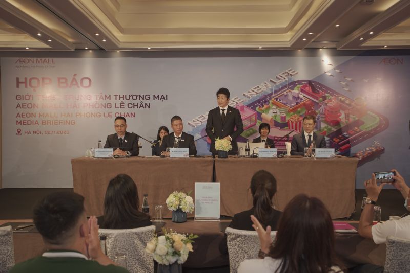 Ông Nakagawa Tetsuyuki – Tổng Giám đốc Công ty TNHH Aeon mall Việt Nam phát biểu