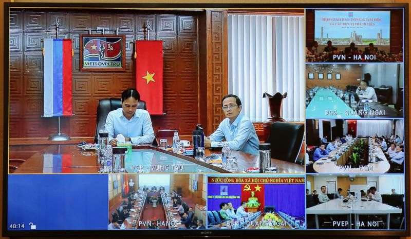 Trực tuyến tại c&aacute;c điểm cầu