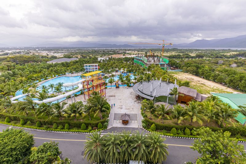 COVID-19 khiến nhiều khu du lịch trở nên đìu hiu. Ảnh: VGP/Nhật Thy