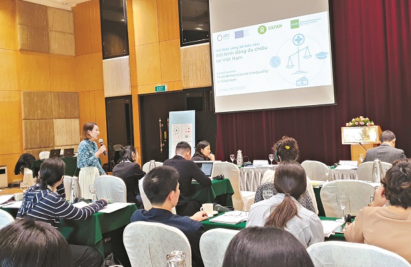 Các đại biểu tham dựtrao đổi tạiHội thảo Các đại biểu tham dựtrao đổi tạiHội thảo