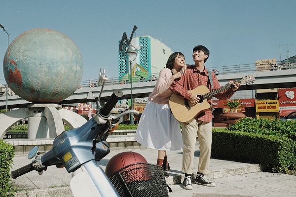 Cảnh trong phim “Sài Gòn trong cơn mưa”