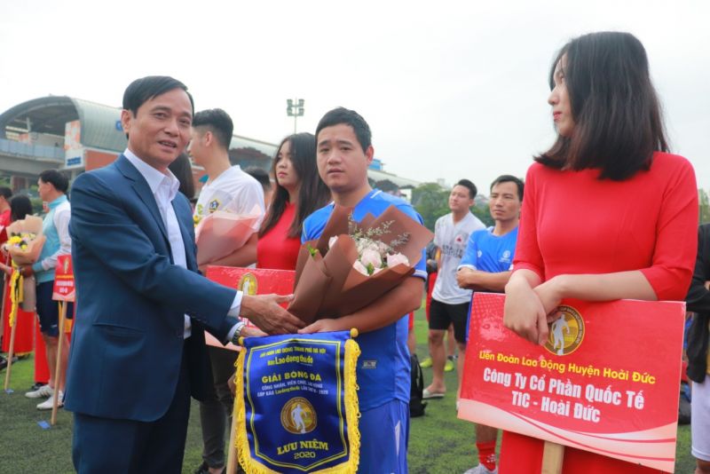 Khai mạc giải bóng đá Cúp Báo Lao động Thủ đô lần thứ VI – năm 2020 - ảnh 2