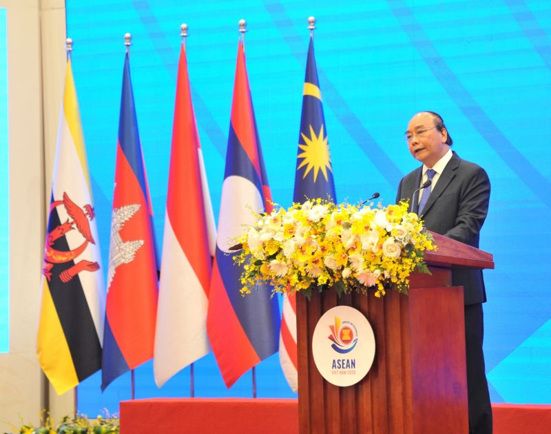 Thủ tướng Chính phủ Nguyễn Xuân Phúc phát biểu tại hội nghị