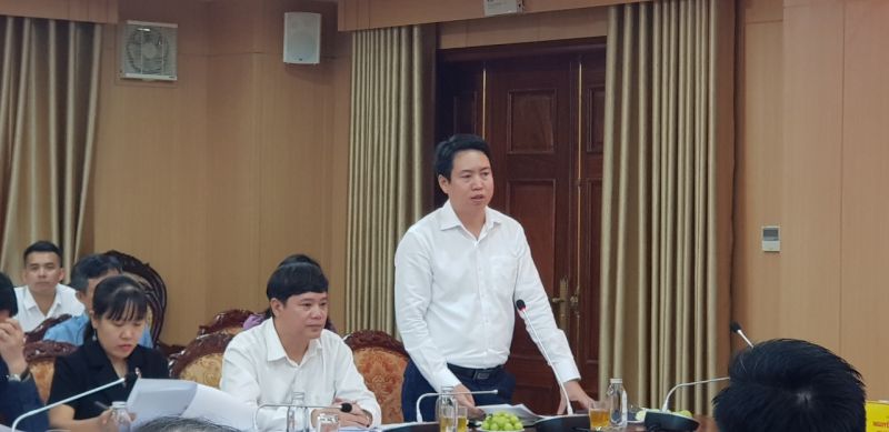 Ông Nguyễn Hoàng Trường, Chủ tịch UBND huyện Hoài Đức phát biểu Ông Nguyễn Hoàng Trường, Chủ tịch UBND huyện Hoài Đức phát biểu