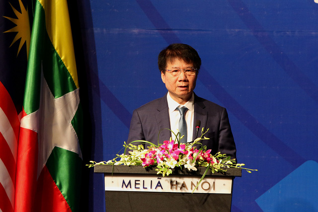 Thứ trưởng Bộ Y tế Trương Quốc Cường phát biểu khai mạc Hội thảo Thứ trưởng Bộ Y tế Trương Quốc Cường phát biểu khai mạc Hội thảo