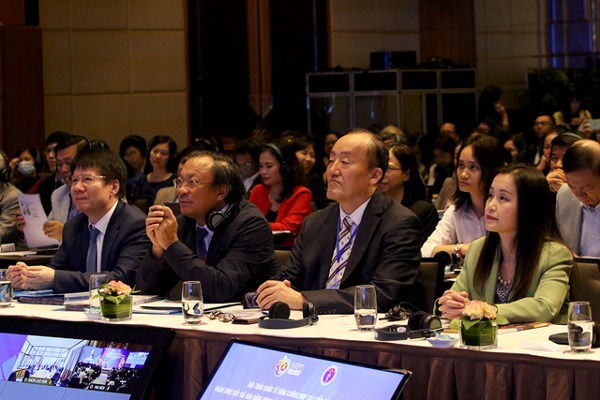 Các đại biểu tham dự Hội thảo Các đại biểu tham dự Hội thảo