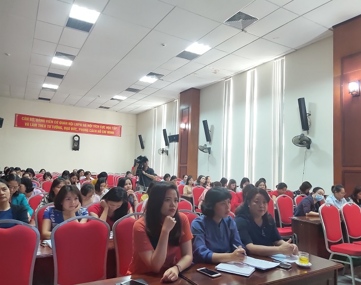 Các đại biểu tham dự buổi tập huấn