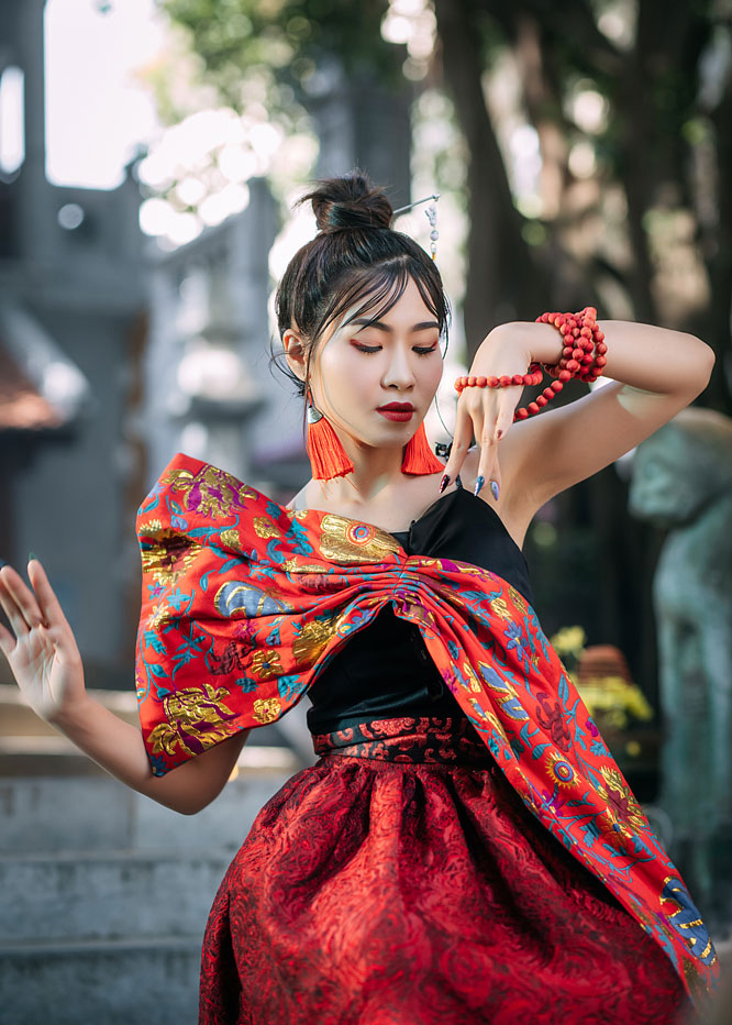 Ca sĩ H&agrave; Myo trong sản phẩm &acirc;m nhạc 