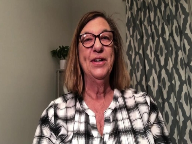 Bà Deborah Jean Christiansen, người bỏ phiếu cho ứng viên Joe Biden bức xúc vì bị chiến dịch của Trump tố 