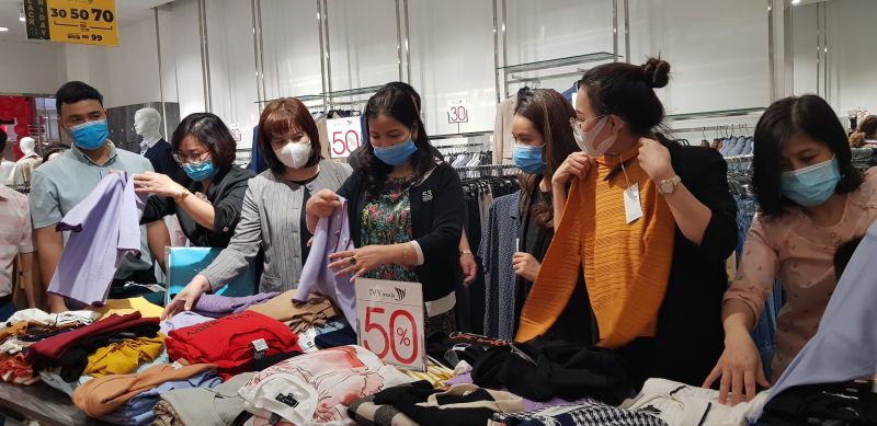 Đêm nay các gian hàng tham gia chương trình 