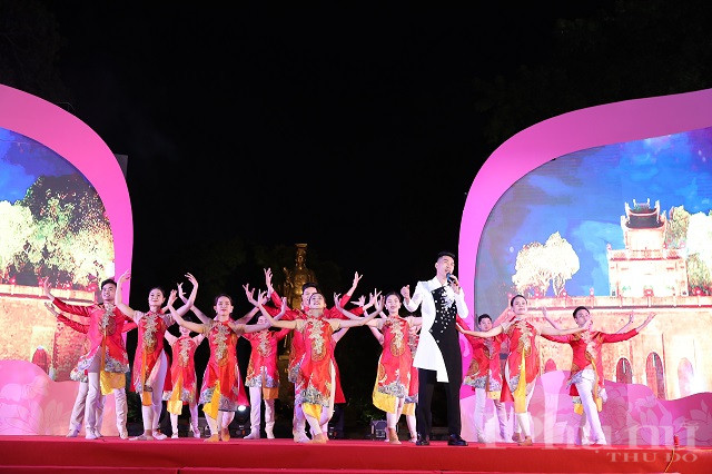 C&aacute;c tiết mục đặc sắc trong chương tr&igrave;nh nghệ thuật đặc biệt "H&agrave; Nội linh thi&ecirc;ng v&agrave; h&agrave;o hoa".