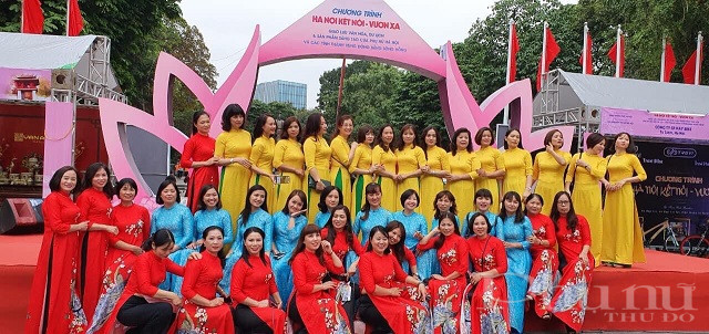 Lễ hội áo dài "Hương sắc Tràng An" sẽ diễn ra tại phố đi bộ hồ Hoàn Kiếm sáng ngày 29/11 - ảnh 2