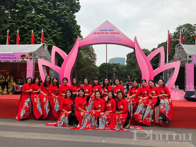 Lễ hội áo dài "Hương sắc Tràng An" sẽ diễn ra tại phố đi bộ hồ Hoàn Kiếm sáng ngày 29/11 - ảnh 6