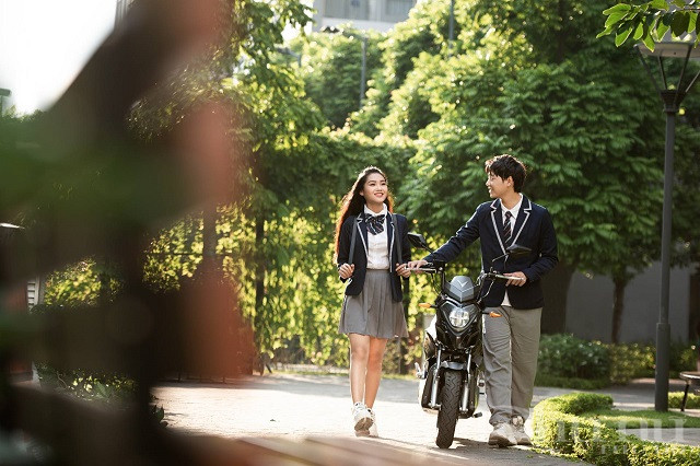 Xe máy điện đắt hay rẻ? - ảnh 1