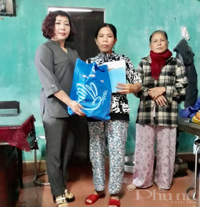 Đồng chí Lê Thị Thiên Hương Đồng chí Lê Thị Thiên Hương