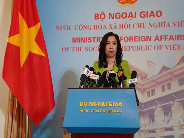 Bà Lê Thị Thu Hằng đã thẳng thắn bác bỏ thông tin của Tổ chức Ân xá Quốc tế .