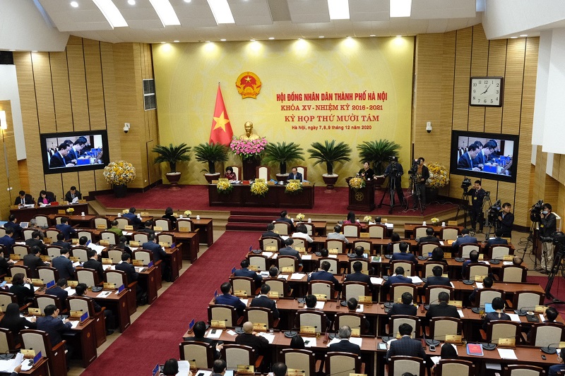 Quang cảnh buổi chất vấn