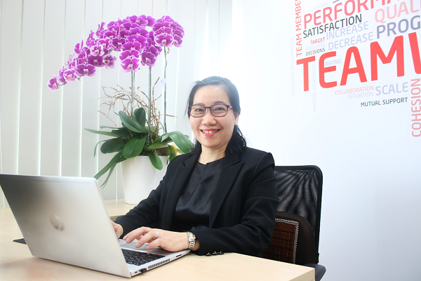 Chị Đoàn Mộng Điệp - Trưởng phòng Khối Nguồn vốn và Dự án tài chính của công ty Home Credit.