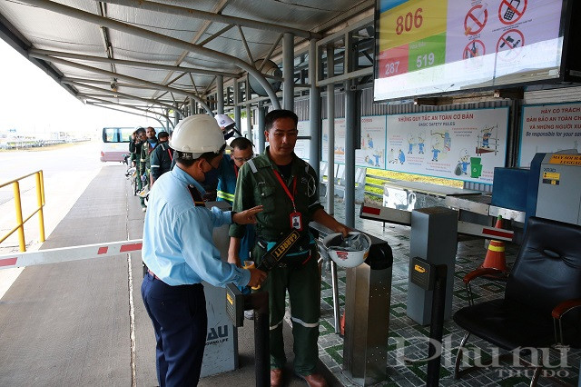 Công tác an ninh đã được thắt chặt tại cổng A1 và A5.