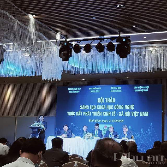 Thạc sĩ Nguyễn Nhanh (Ban NCPT BSR) tr&igrave;nh b&agrave;y tham luận tại Hội thảo.