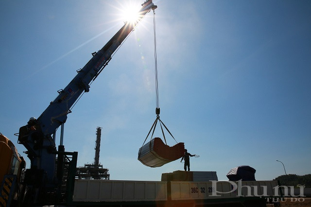 Nhà thầu vận chuyển trang thiết bị vật tư chuẩn bị BDTT.