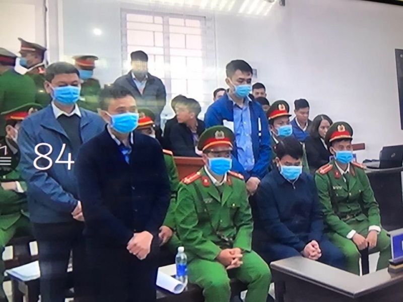 Các bị cáo tại Tòa Các bị cáo tại Tòa