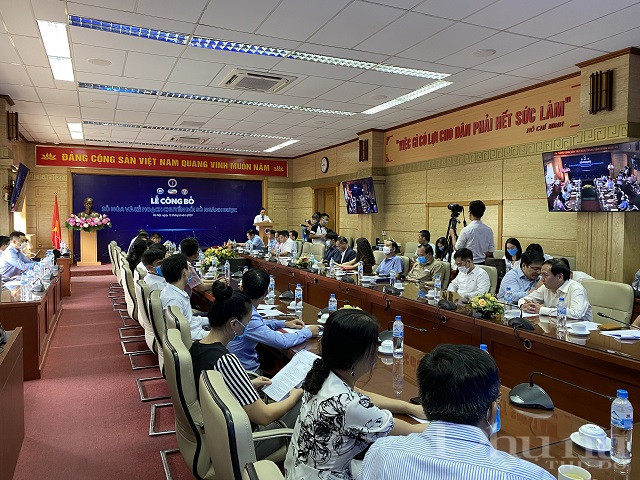 To&agrave;n cảnh Lễ c&ocirc;ng bố.