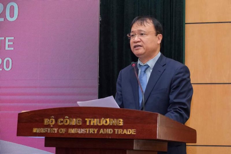 Thứ trưởng Bộ Công Thương Đỗ Thắng Hải phát biêu Thứ trưởng Bộ Công Thương Đỗ Thắng Hải phát biêu