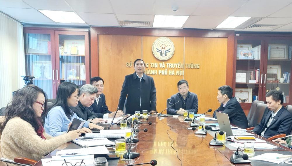 Đồng chí Nguyễn Thanh Liêm, Giám đốc Sở TT&TT Hà Nội phát biểu tại Hội nghị. Đồng chí Nguyễn Thanh Liêm, Giám đốc Sở TT&TT Hà Nội phát biểu tại Hội nghị.
