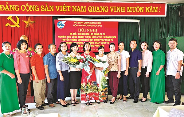 Buổi ra mắt &ldquo;Chi hội phụ nữ di cư&rdquo; tại phường Ph&uacute;c T&acirc;n, quận Ho&agrave;n Kiếm