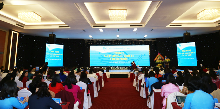 To&agrave;n cảnh hội nghị