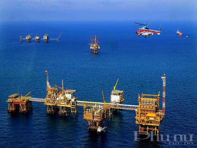 Gi&agrave;n c&ocirc;ng nghệ Trung t&acirc;m số 2 mỏ Bạch Hổ.