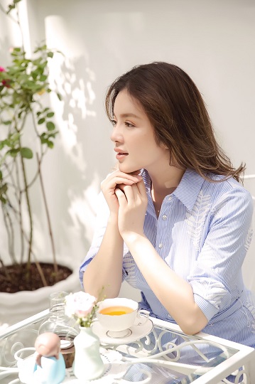 Diễn vi&ecirc;n L&yacute; Nh&atilde; Kỳ