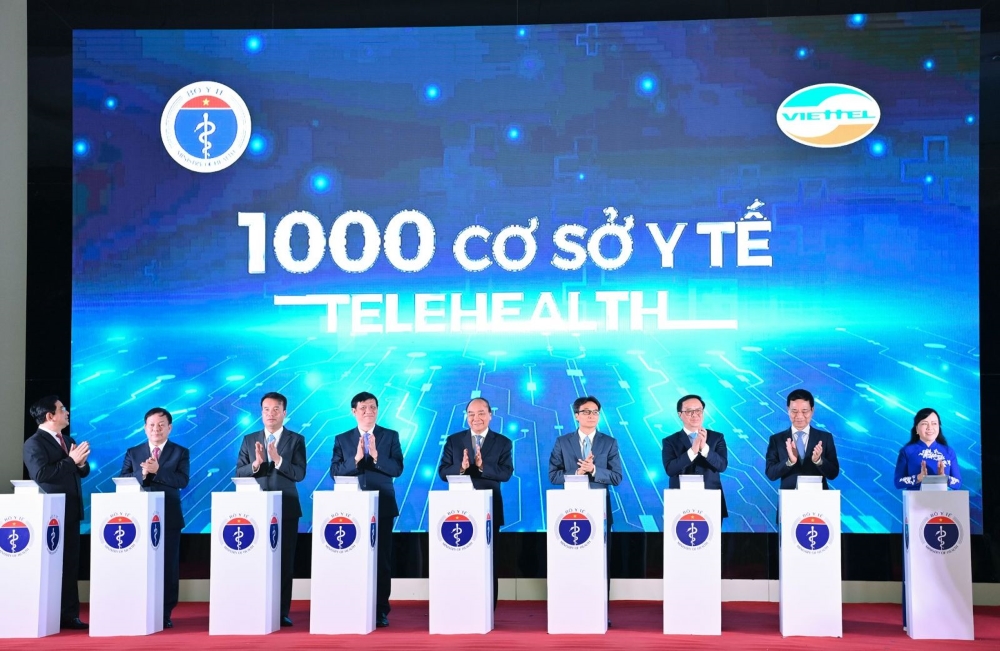 Khai trương 1000 cơ sở y tế khám chữa bệnh từ xa. Khai trương 1000 cơ sở y tế khám chữa bệnh từ xa.