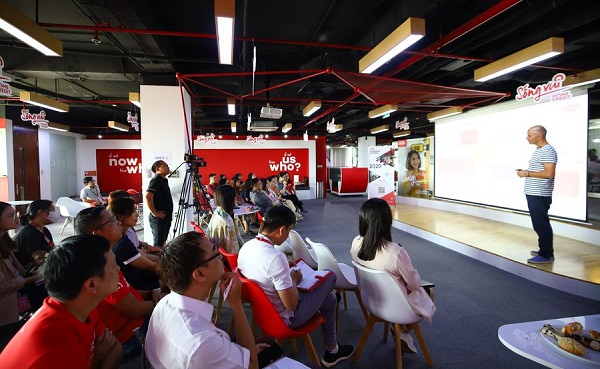 Business School thu hút đông đảo sự tham gia của nhân viên Home Credit.