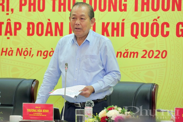 Ph&oacute; Thủ tướng Thường trực Trương H&ograve;a B&igrave;nh ph&aacute;t biểu tại buổi  l&agrave;m việc.