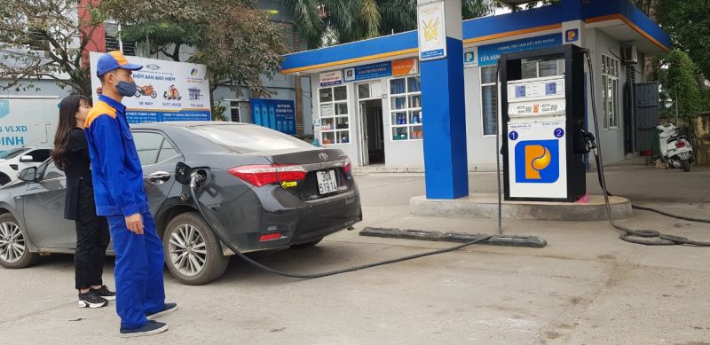 Xăng dầu giảm giá