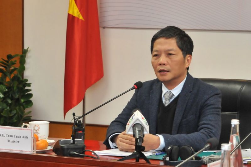 Bộ trưởng Công Thương Trần  Tuấn Anh phát biểu