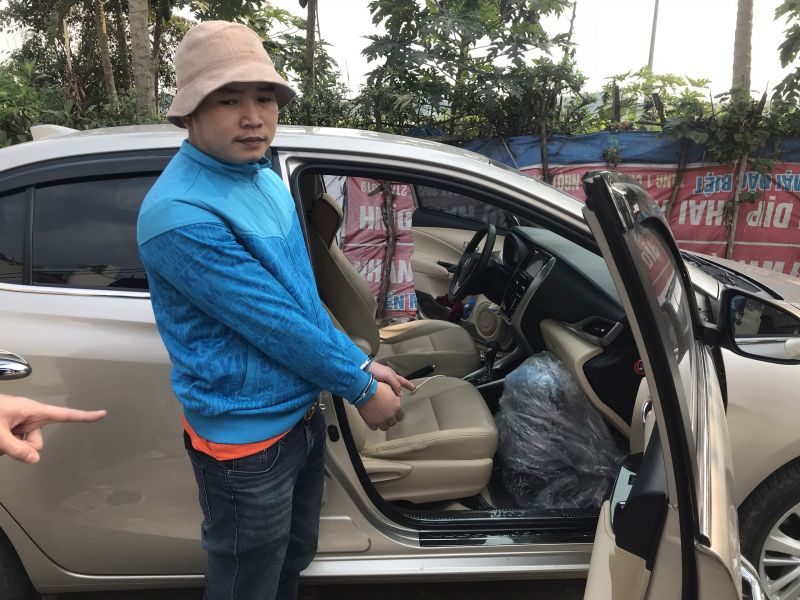 Đối tượng vận chuyển Cầy Mực trên xe ô tô Đối tượng vận chuyển Cầy Mực trên xe ô tô