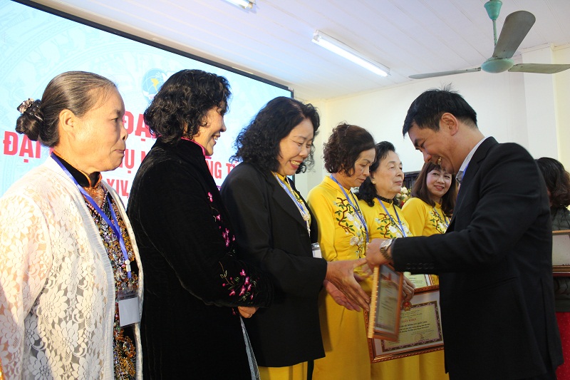 Đồng chí  Trịnh