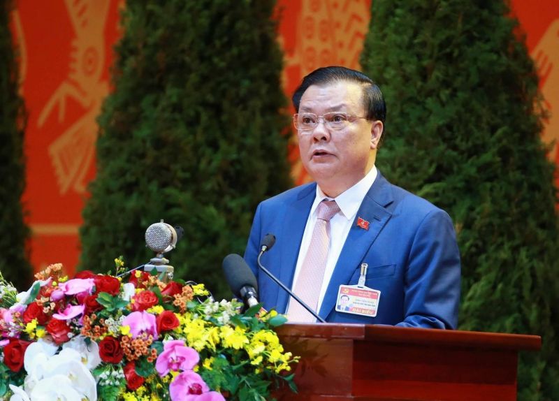 Bộ trưởng Bộ Tài chính Đinh Tiến Dũng