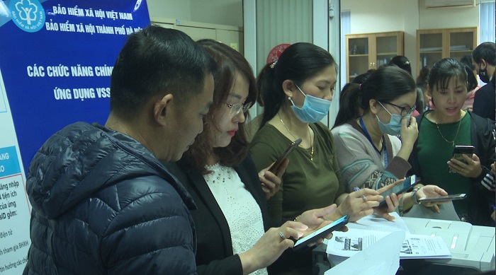 Gần 430 người lao động đã đăng ký sử dụng thành công ứng dụng VssID sau buổi hỗ trợ.