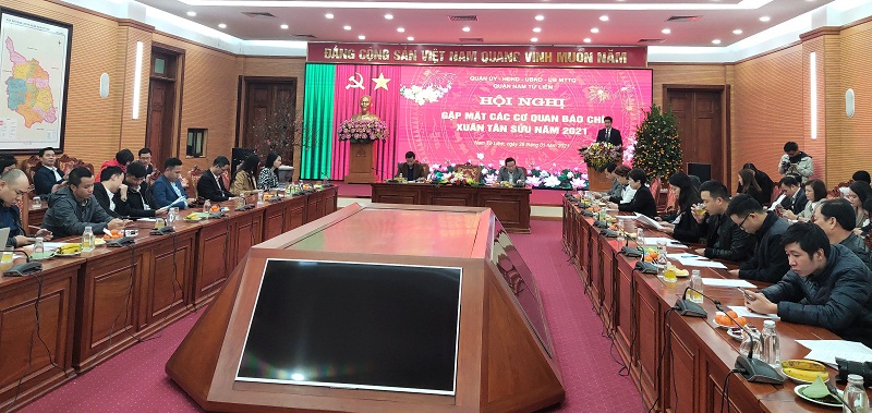 Các đại biểu tham gia hội nghị