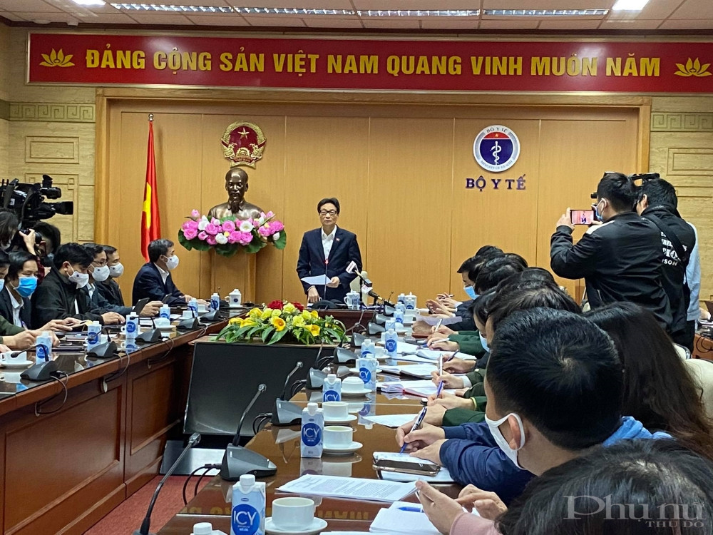 Phó Thủ tướng Vũ Đức Đam chỉ đạo tại cuộc họp trực tuyến về phòng dịch COVID-19 chiều 28/1. Phó Thủ tướng Vũ Đức Đam chỉ đạo tại cuộc họp trực tuyến về phòng dịch COVID-19 chiều 28/1.